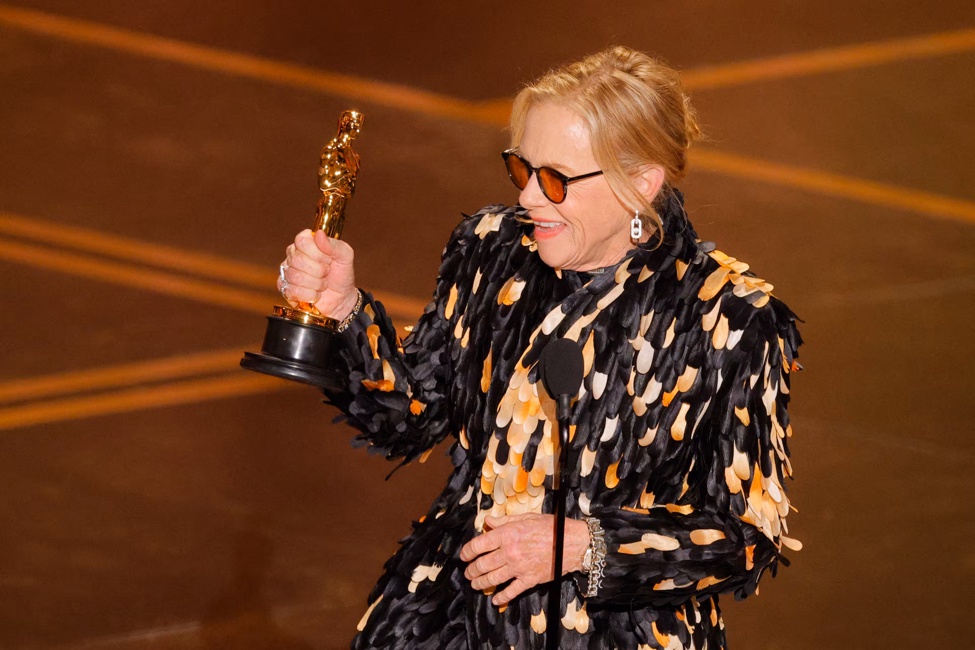 Weapons: Thriller Mengejutkan yang Bawa Amy Madigan Raih Best Supporting Actress